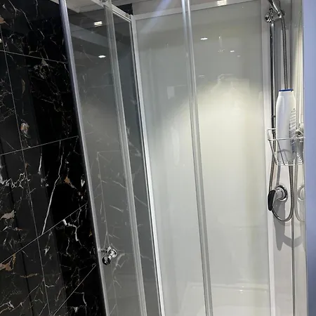 6 Stylish & Comfortable , Heart Of